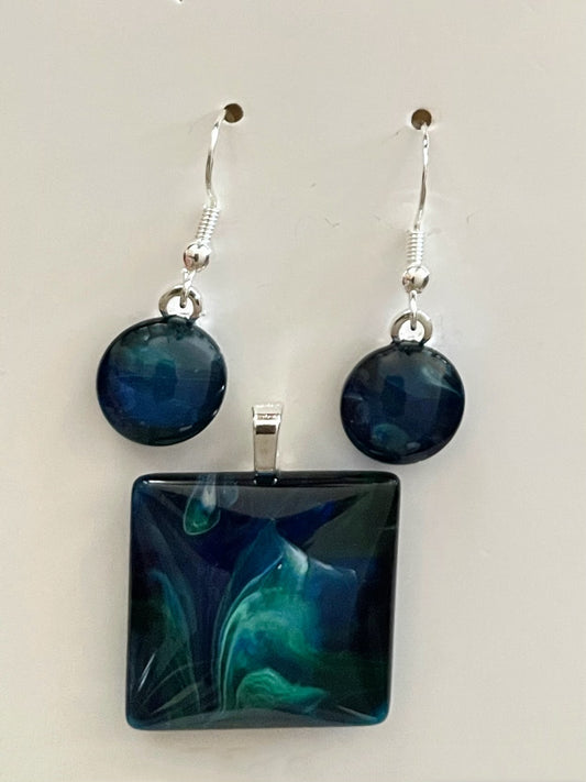 Tranquility (blue,green) Earrings/Pendant Set TR135