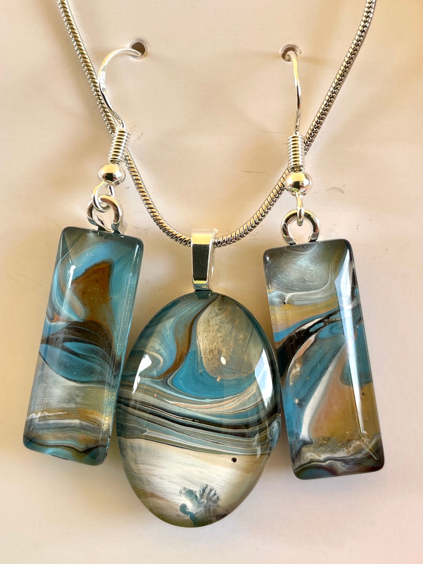 Serenity (blue, brown) Earrings/Pendant Set SE105