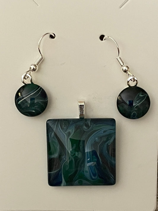 Tranquility (blue,green) Earrings/Pendant Set TR143