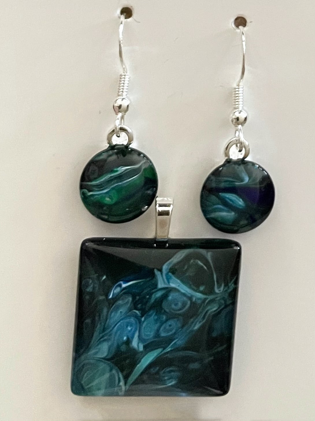 Tranquility (blue,green) Earrings/Pendant Set TR141