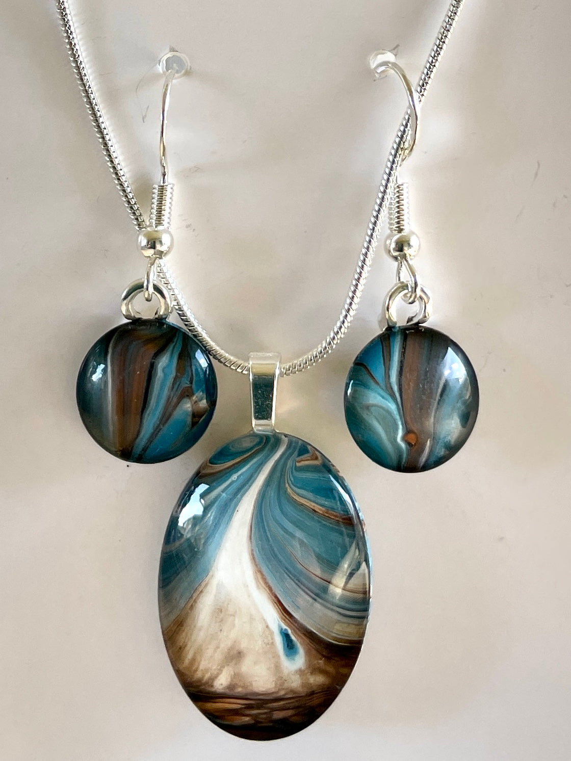 Serenity (blue, brown) Earrings/Pendant Set SE110