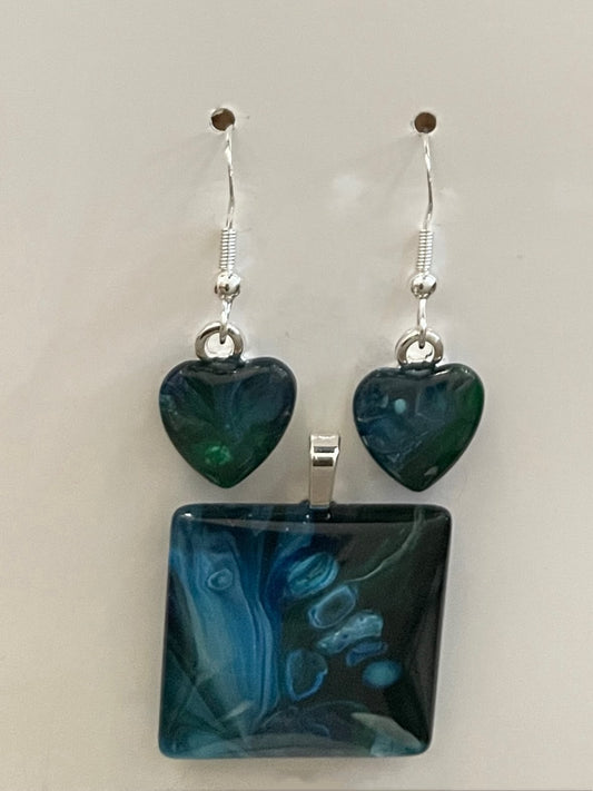 Tranquility (blue, green) Earrings/Pendant Set TR152