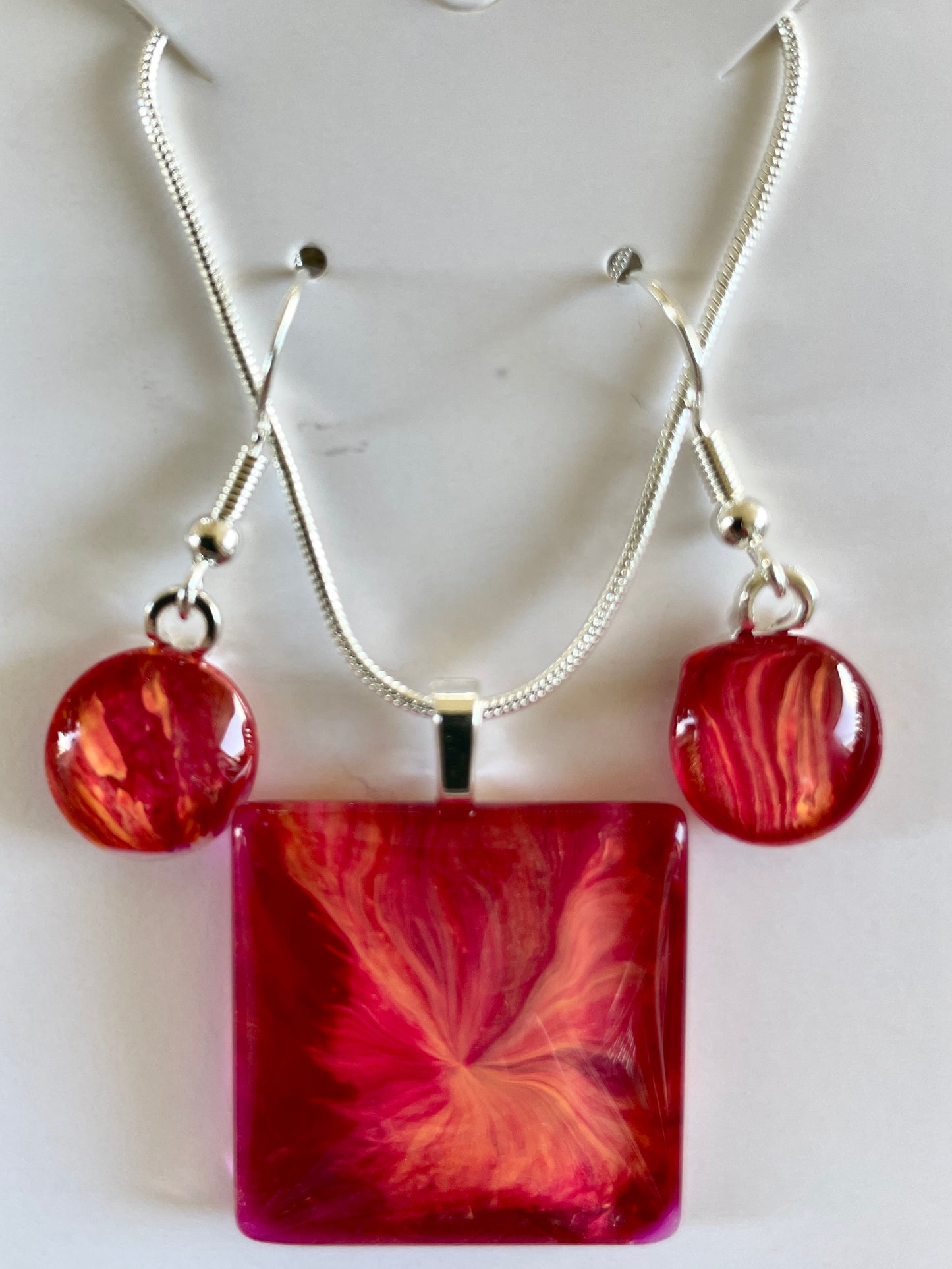 Fire Collection Earrings/Pendant Set FI110