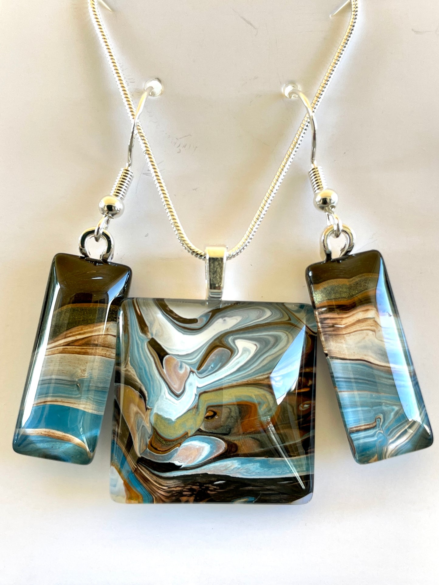 Serenity (blue, brown) Earrings/Pendant Set SE123