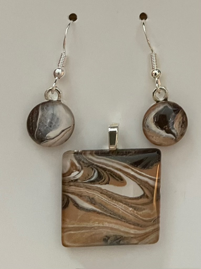 Mocha Latte (brown, cream) Earrings/Pendant Set ML105