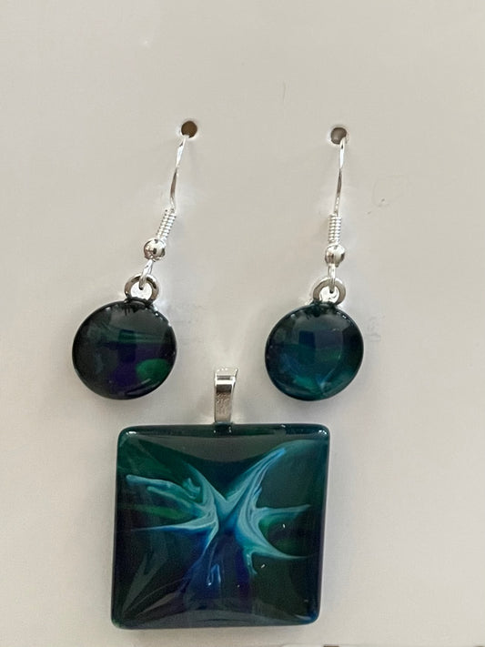 Tranquility (blue,green) Earrings/Pendant Set TR147