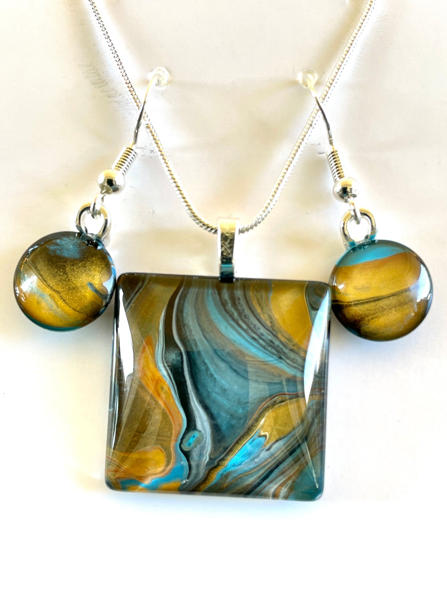 Serenity (blue, brown) Earrings/Pendant Set SE134