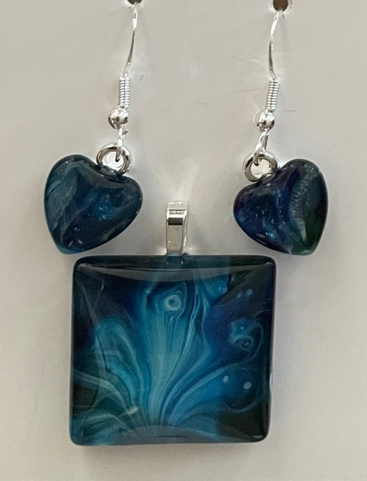 Tranquility (blue, green) Earrings/Pendant Set TR156