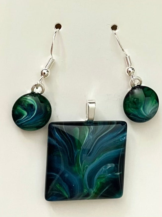 Tranquility (blue, green) Earrings/Pendant Set TR108