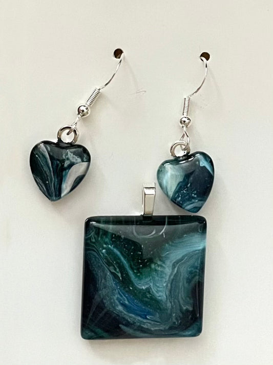 Tranquility (blue, green) Earrings/Pendant Set TR102