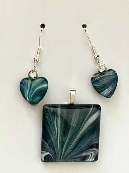 Tranquility (blue, green) Earrings/Pendant Set TR104