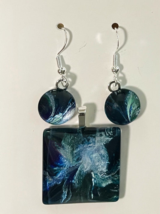 Tranquility (blue,green) Earrings/Pendant Set TR132