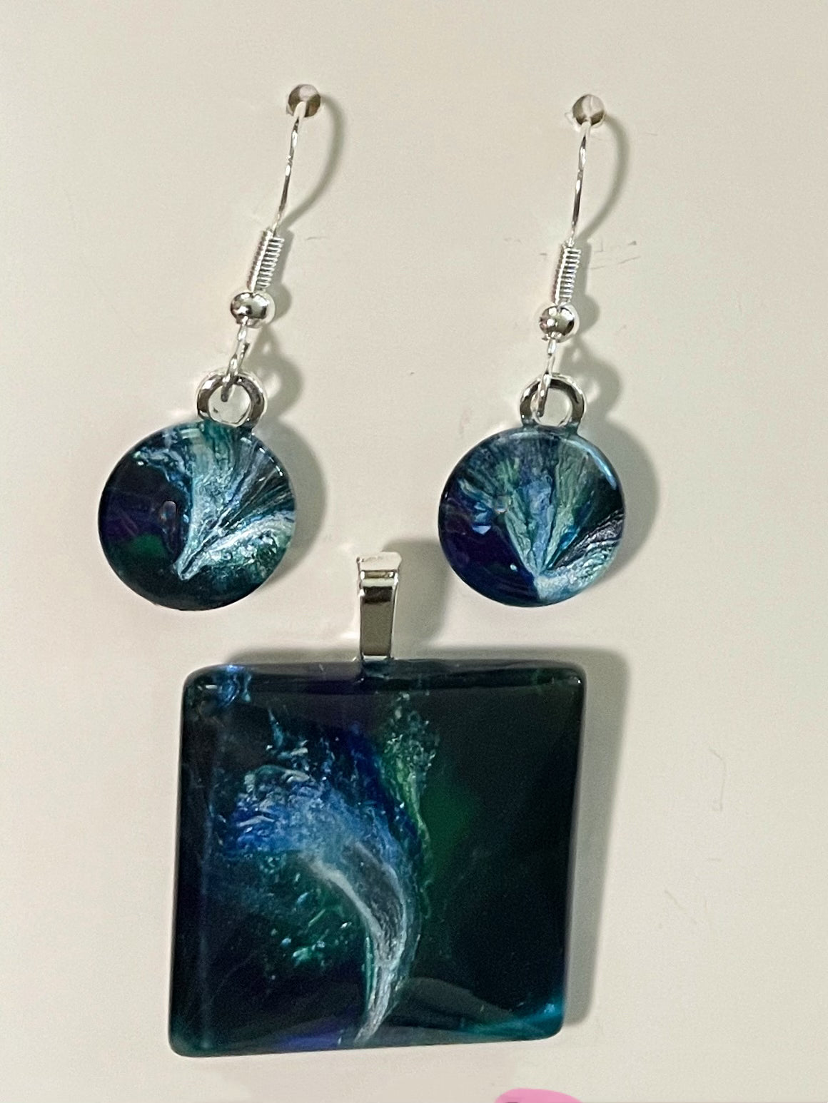 Tranquility (blue,green) Earrings/Pendant Set TR133