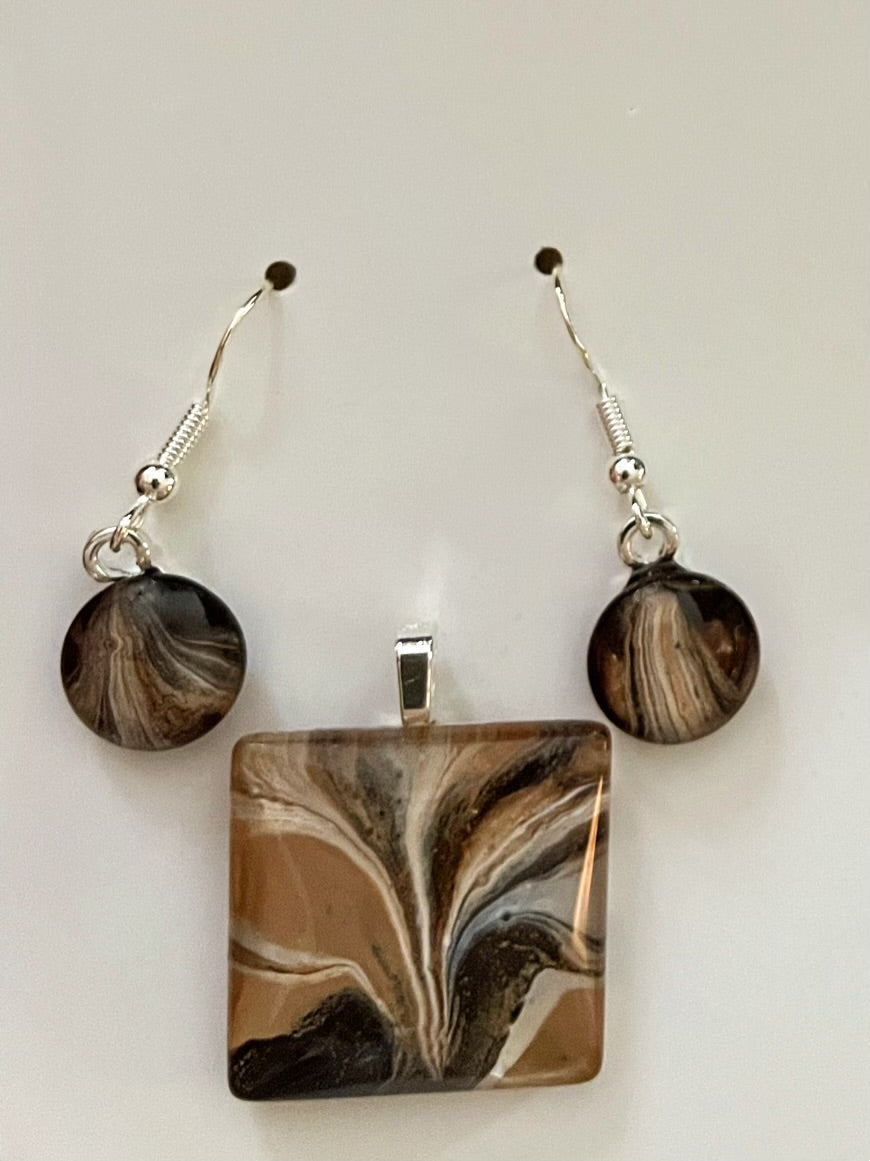 Mocha Latte (brown, cream) Earrings/Pendant Set ML108