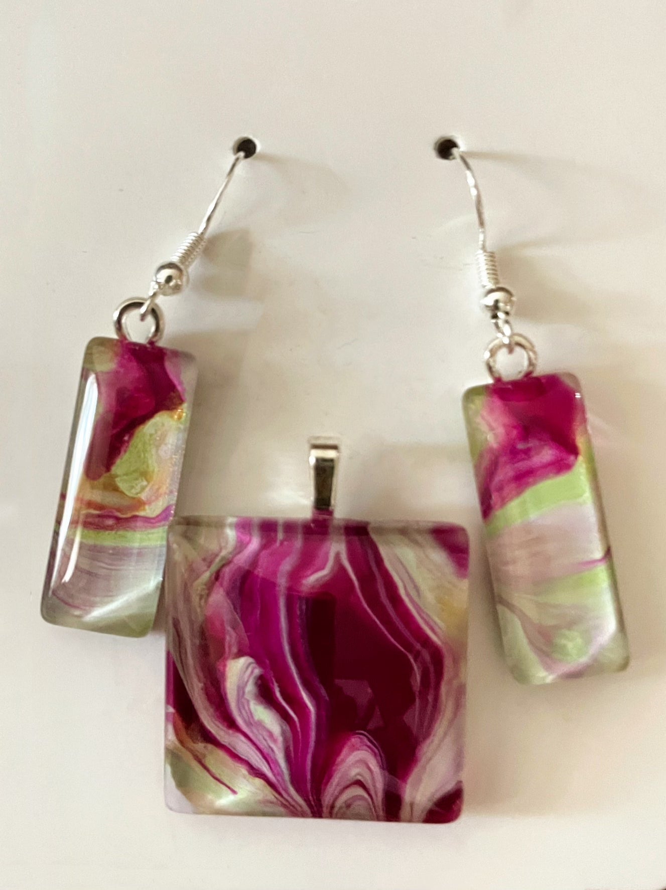 Vibrant Spring Day (pink, green) Collection Earrings/Pendant Set VS129